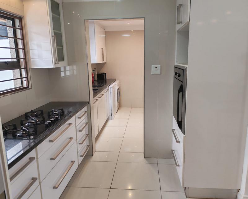 3 Bedroom Property for Sale in Heuweloord Gauteng