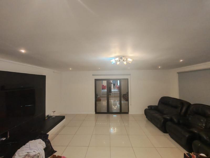 3 Bedroom Property for Sale in Heuweloord Gauteng