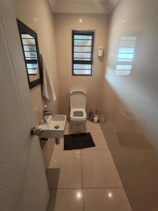 3 Bedroom Property for Sale in Heuweloord Gauteng