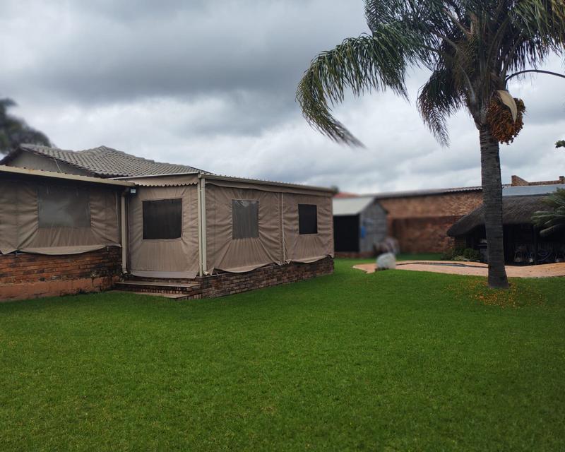 3 Bedroom Property for Sale in Heuweloord Gauteng