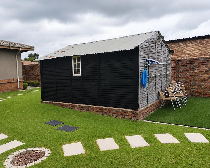 3 Bedroom Property for Sale in Heuweloord Gauteng