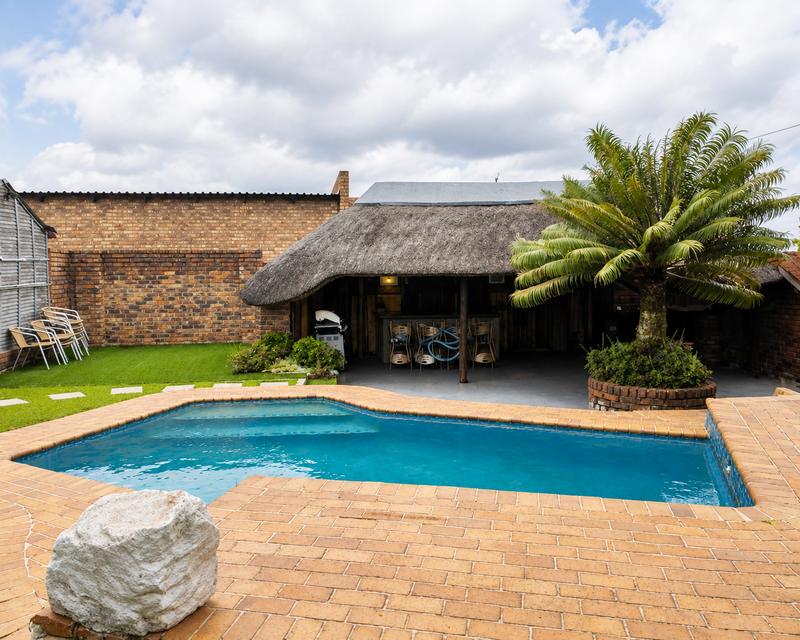 3 Bedroom Property for Sale in Heuweloord Gauteng
