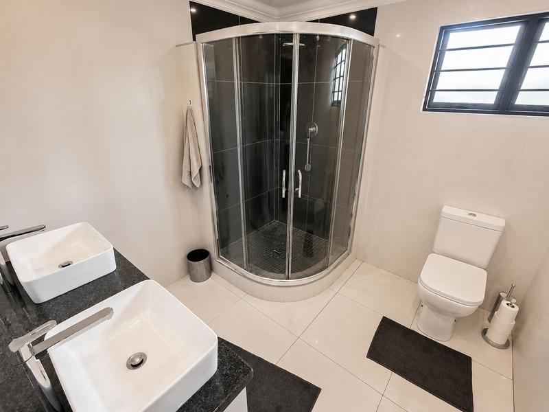 3 Bedroom Property for Sale in Heuweloord Gauteng