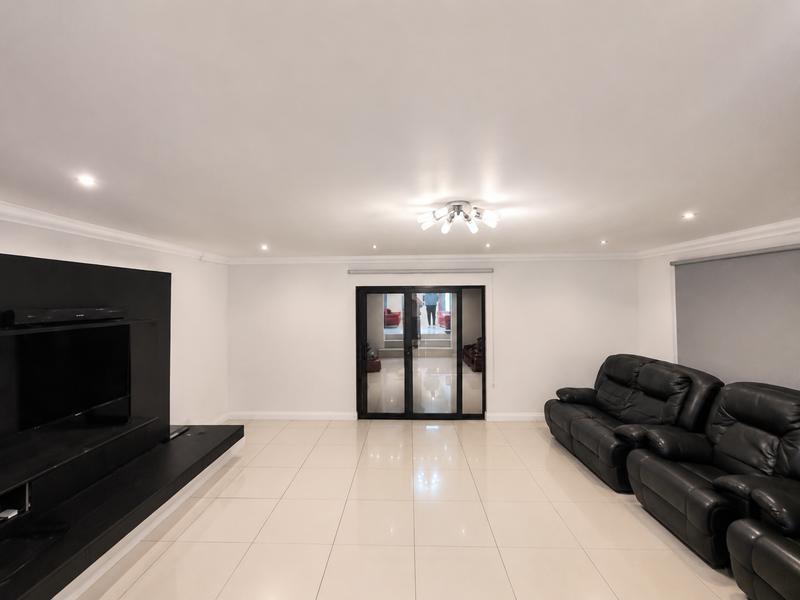 3 Bedroom Property for Sale in Heuweloord Gauteng