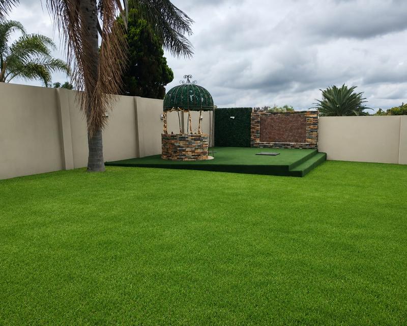3 Bedroom Property for Sale in Heuweloord Gauteng