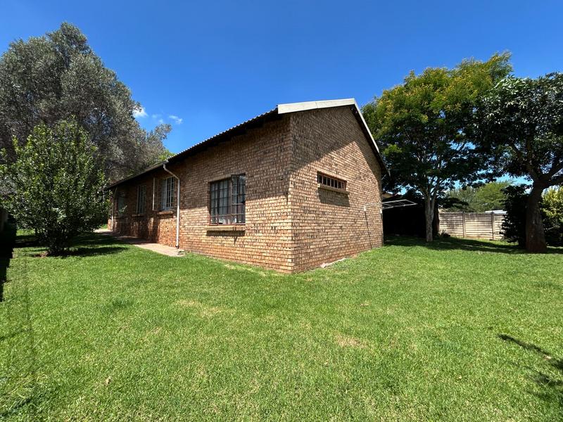 3 Bedroom Property for Sale in Highveld Gauteng