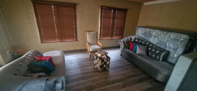 4 Bedroom Property for Sale in Mnandi Gauteng