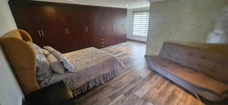 4 Bedroom Property for Sale in Mnandi Gauteng