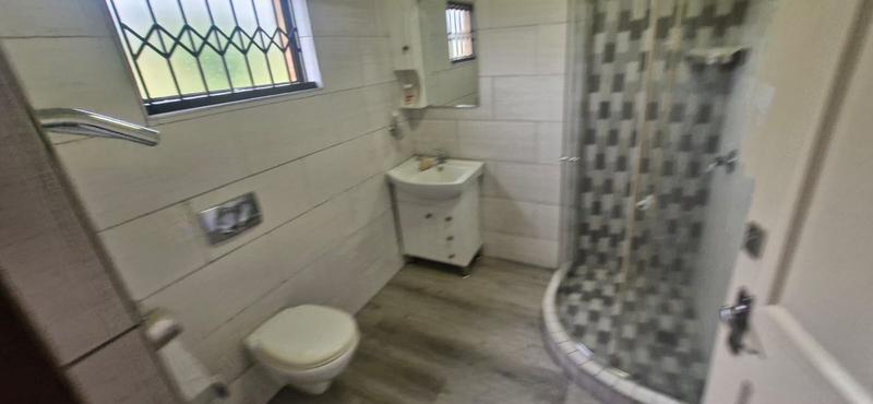 4 Bedroom Property for Sale in Mnandi Gauteng