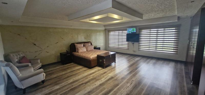 4 Bedroom Property for Sale in Mnandi Gauteng