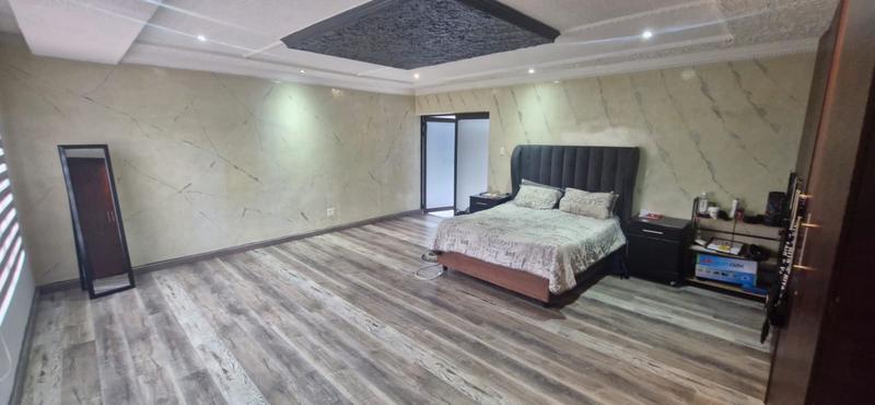 4 Bedroom Property for Sale in Mnandi Gauteng