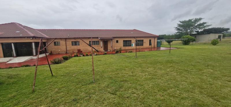 4 Bedroom Property for Sale in Mnandi Gauteng