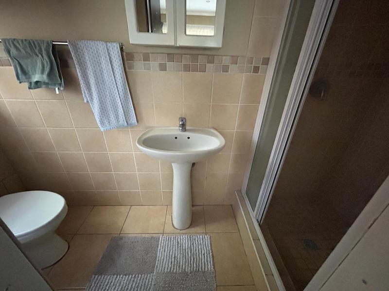 2 Bedroom Property for Sale in The Reeds Gauteng