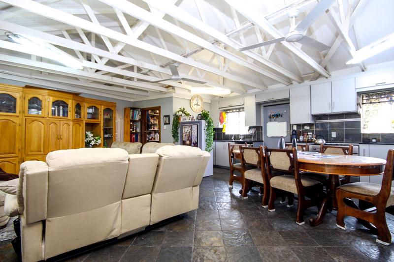 3 Bedroom Property for Sale in The Reeds Gauteng