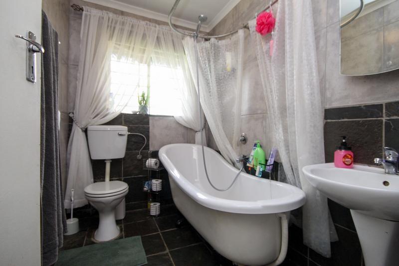 3 Bedroom Property for Sale in The Reeds Gauteng