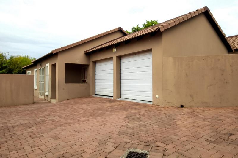 3 Bedroom Property for Sale in Thatchfield Gauteng