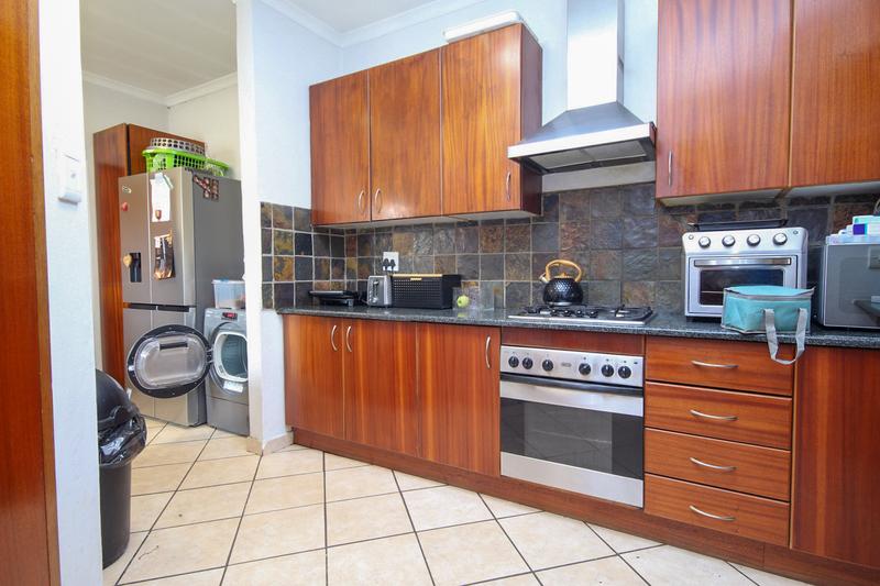 3 Bedroom Property for Sale in Thatchfield Gauteng