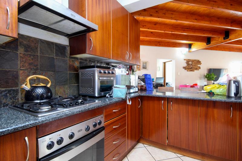 3 Bedroom Property for Sale in Thatchfield Gauteng