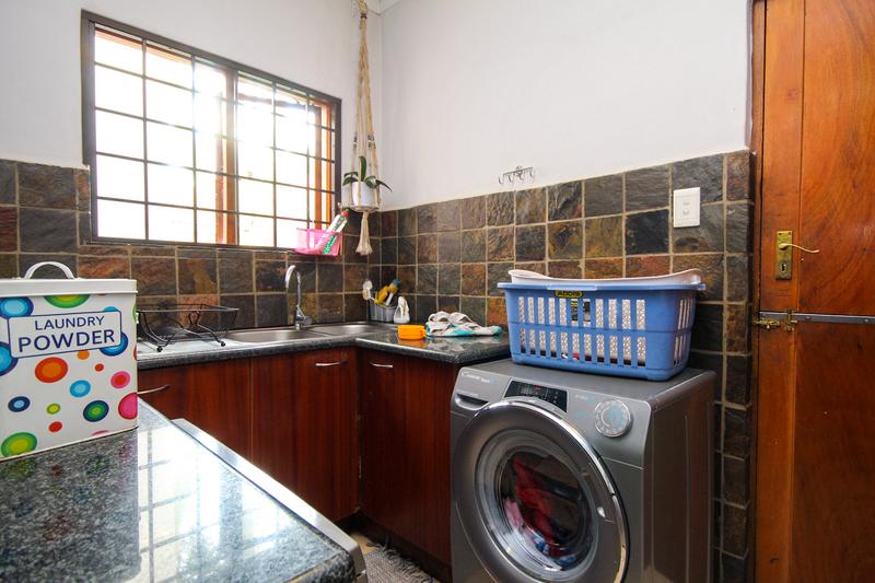 3 Bedroom Property for Sale in Thatchfield Gauteng