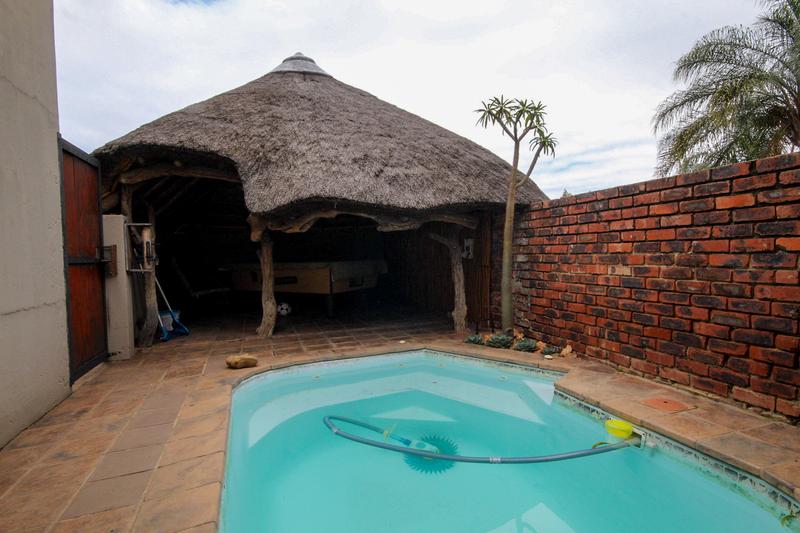 3 Bedroom Property for Sale in Thatchfield Gauteng