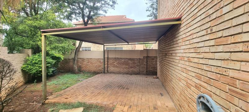 3 Bedroom Property for Sale in Heuwelsig Estate Gauteng