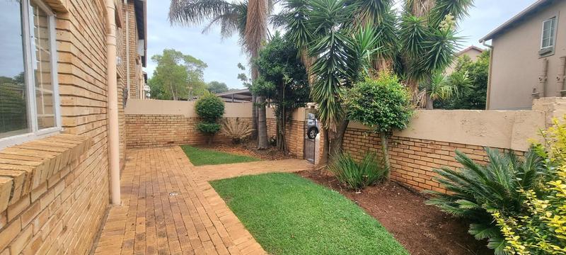 3 Bedroom Property for Sale in Heuwelsig Estate Gauteng