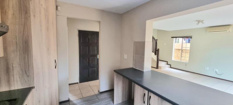 3 Bedroom Property for Sale in Heuwelsig Estate Gauteng