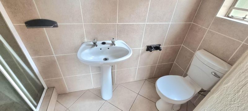 3 Bedroom Property for Sale in Heuwelsig Estate Gauteng