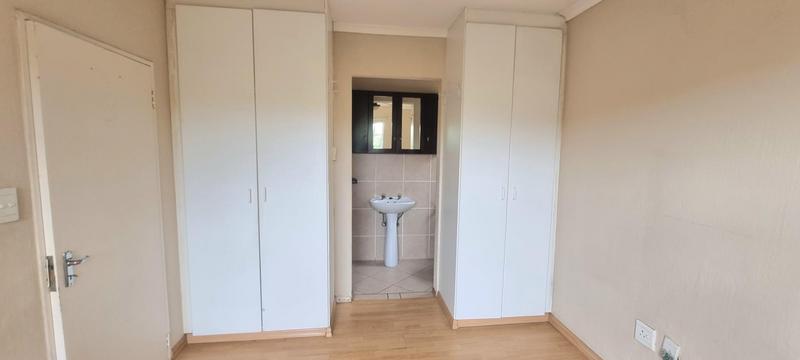 3 Bedroom Property for Sale in Heuwelsig Estate Gauteng