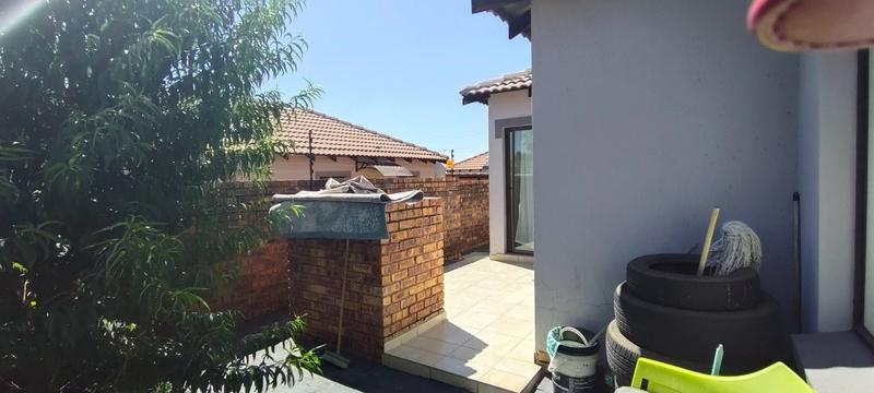 3 Bedroom Property for Sale in Chantelle Gauteng