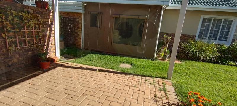 2 Bedroom Property for Sale in Ninapark Gauteng