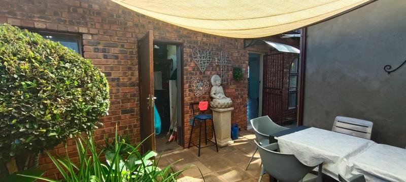 3 Bedroom Property for Sale in Theresa Park Gauteng