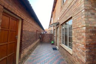 3 Bedroom Property for Sale in Theresa Park Gauteng