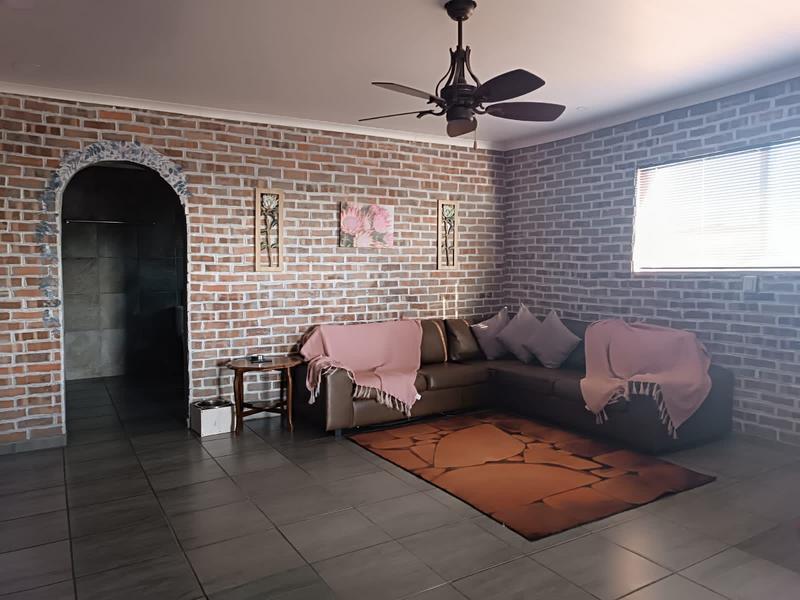 4 Bedroom Property for Sale in Rothdene Gauteng