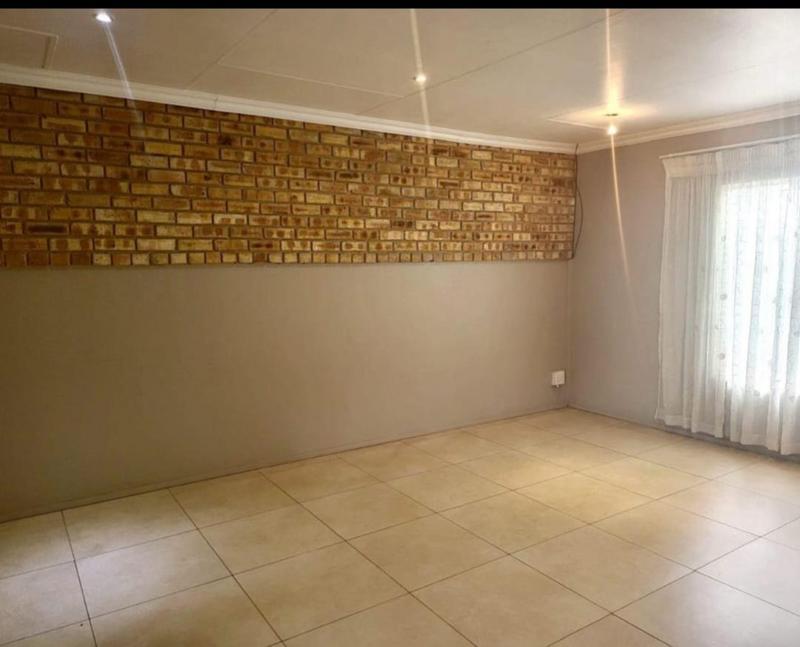 4 Bedroom Property for Sale in Arcon Park Gauteng
