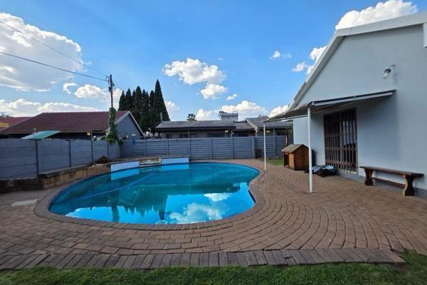 3 Bedroom Property for Sale in Risiville Gauteng