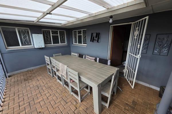 3 Bedroom Property for Sale in Risiville Gauteng