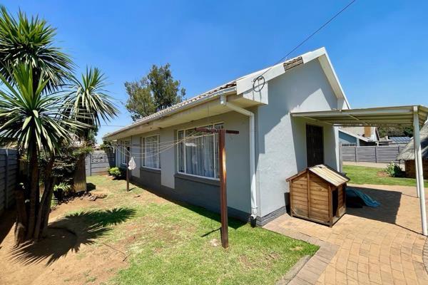 3 Bedroom Property for Sale in Risiville Gauteng