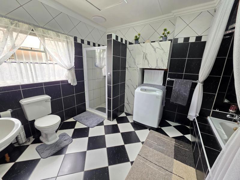 4 Bedroom Property for Sale in Risiville Gauteng