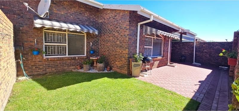 3 Bedroom Property for Sale in Three Rivers Gauteng