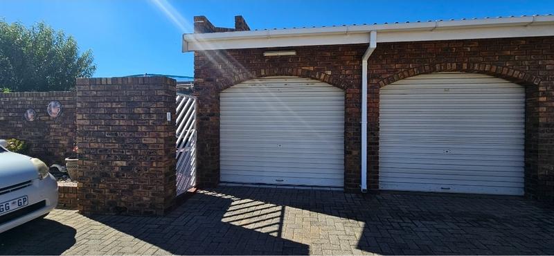3 Bedroom Property for Sale in Three Rivers Gauteng