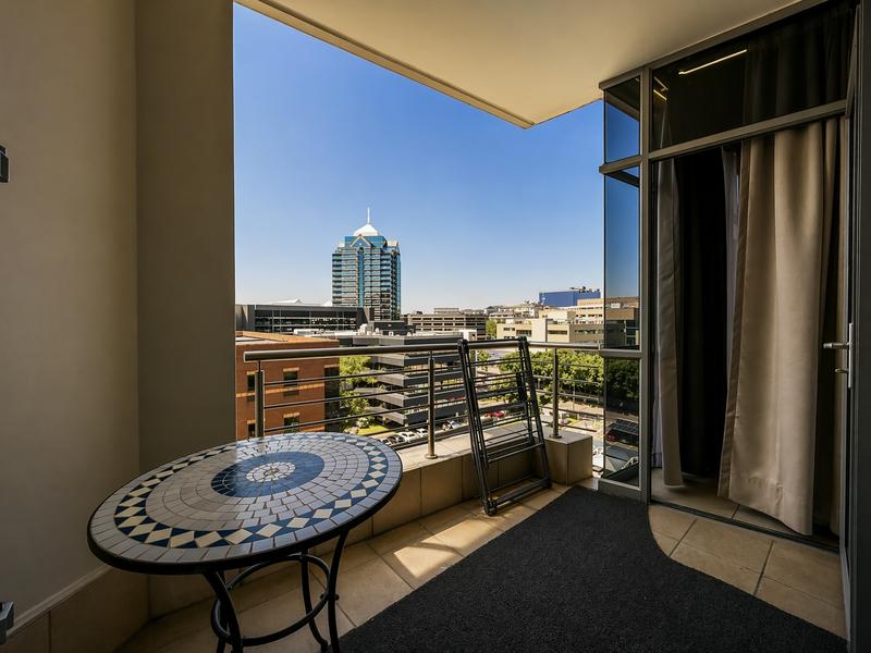 To Let 2 Bedroom Property for Rent in Morningside Gauteng