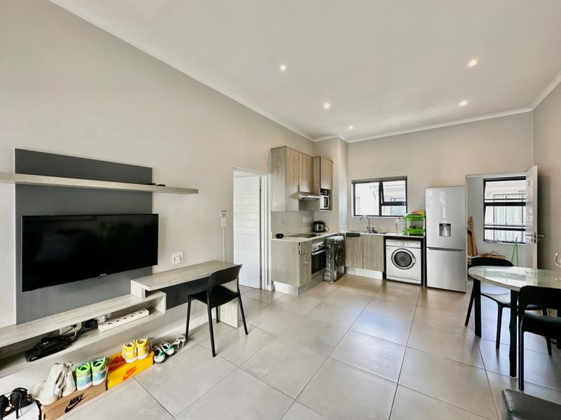 To Let 2 Bedroom Property for Rent in Morningside Gauteng