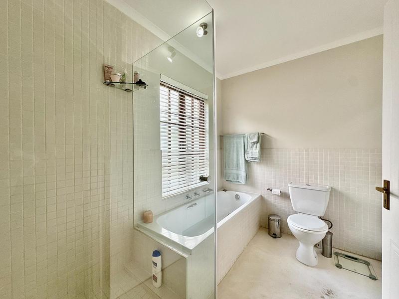 2 Bedroom Property for Sale in Rivonia Gauteng