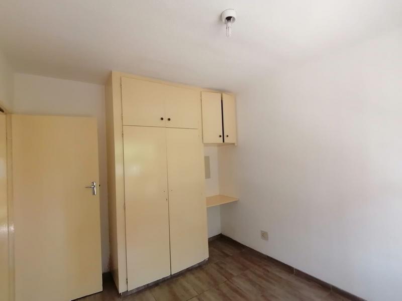 To Let 2 Bedroom Property for Rent in Northcliff Gauteng