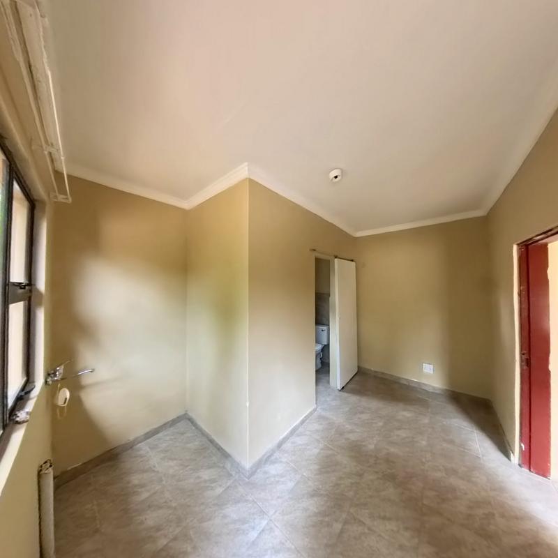To Let 1 Bedroom Property for Rent in Clayville Gauteng
