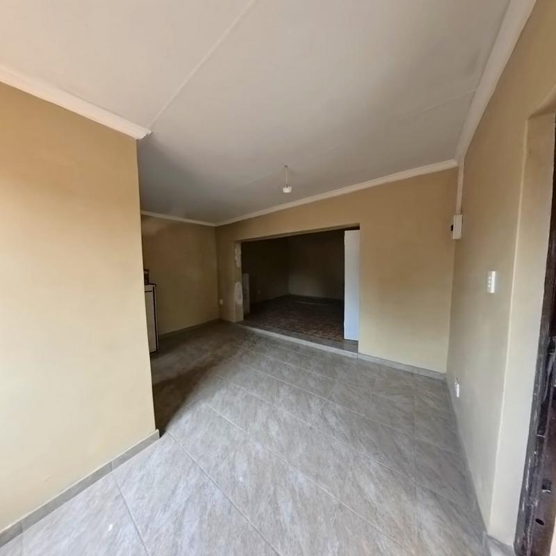 To Let 1 Bedroom Property for Rent in Clayville Gauteng
