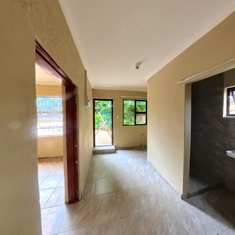 To Let 1 Bedroom Property for Rent in Clayville Gauteng