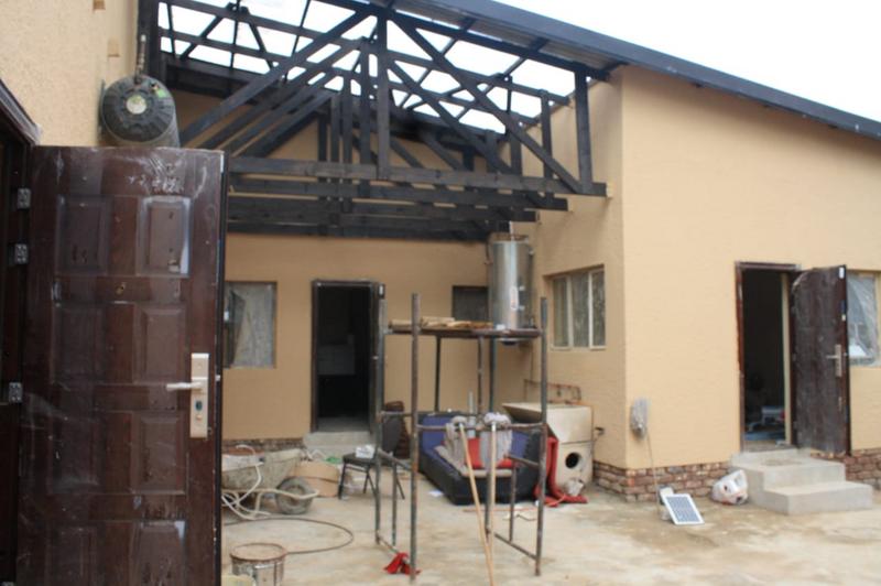 To Let 1 Bedroom Property for Rent in Clayville Gauteng