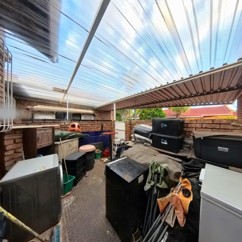 3 Bedroom Property for Sale in Birchleigh Gauteng